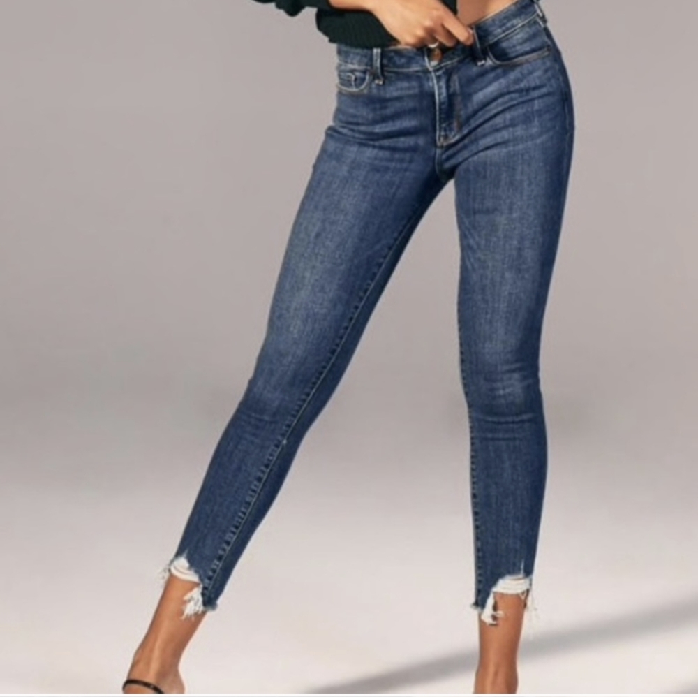 Abercrombie and Fitch skinny jeans, Harper, low rise, ankle. Dark wash.